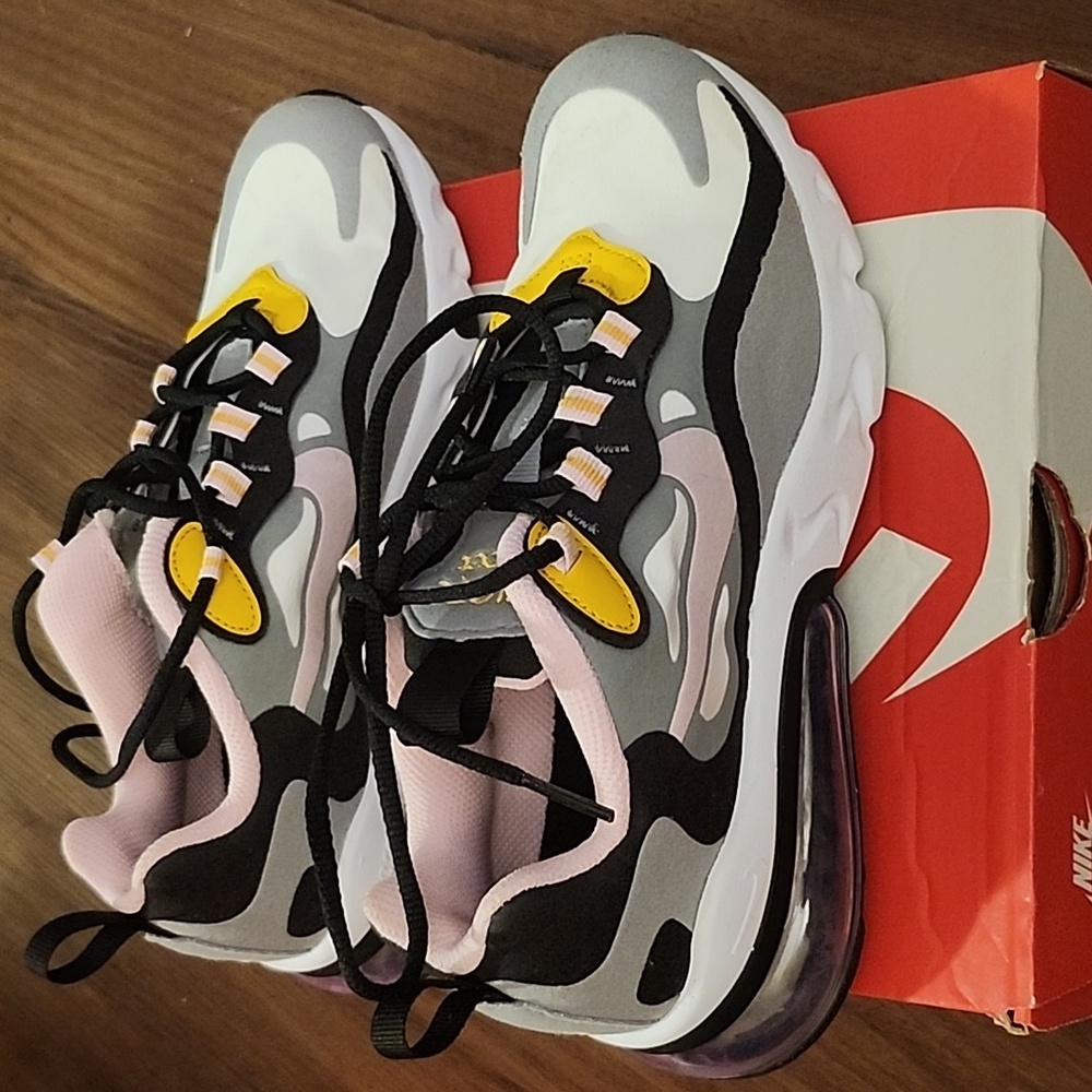 Nike Air Max 270 React (GS)